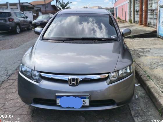 HONDA CIVIC 1.8 LXS 16V GASOLINA 4P AUTOMÁTICO
